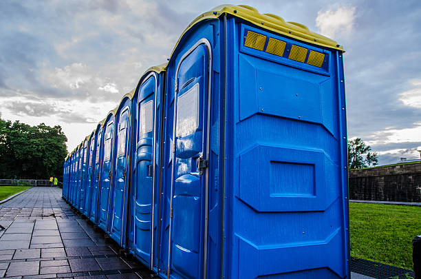 Best Portable restroom trailer rental  in Shady Hills, FL